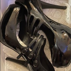 Black Patent Leather Maryjanes